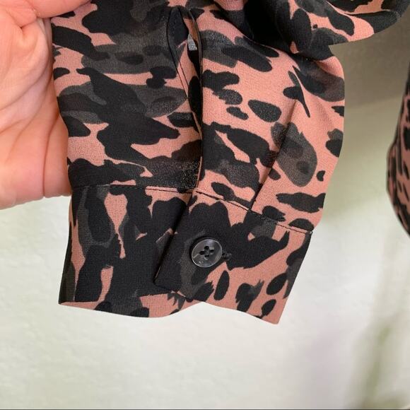 Cabi pink black gray camo animal print tie neck top style #3148 size Small - Picture 8 of 13